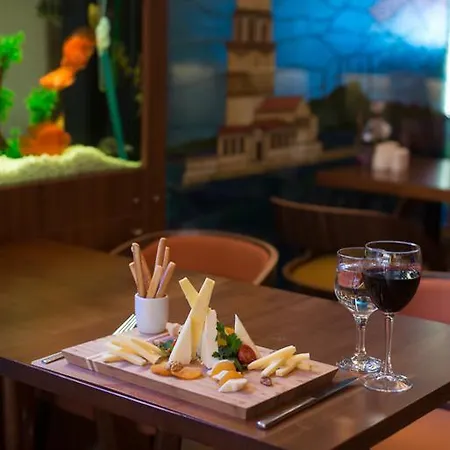 Arden Park & Hotel Istanboel