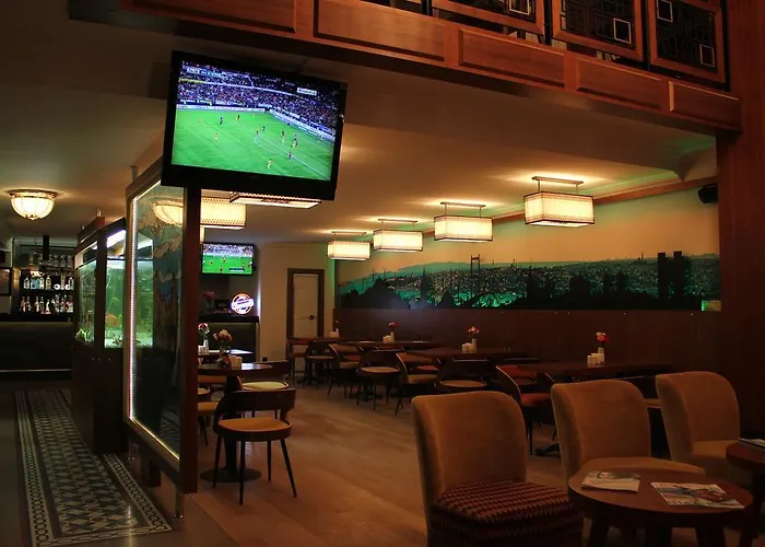 Arden Park & Κωνσταντινούπολη