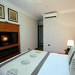 Hotel Arden Park &