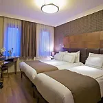 Arden Park & Hotel