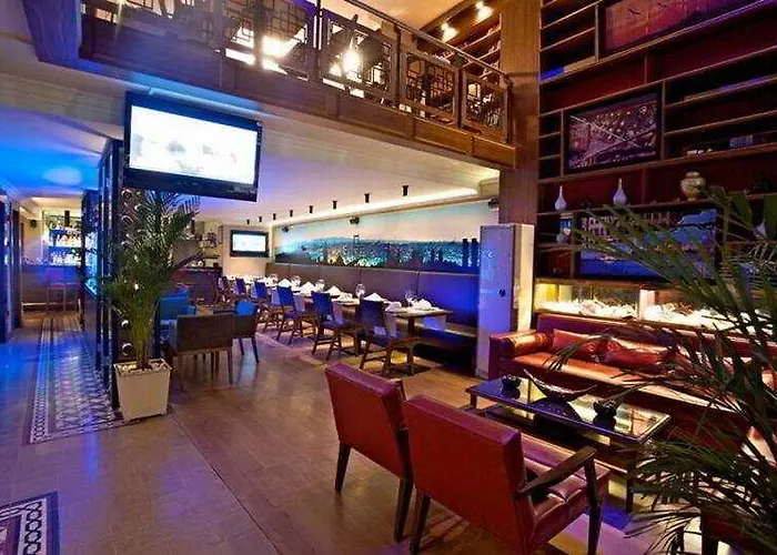 Arden Park & Provincia di Istanbul